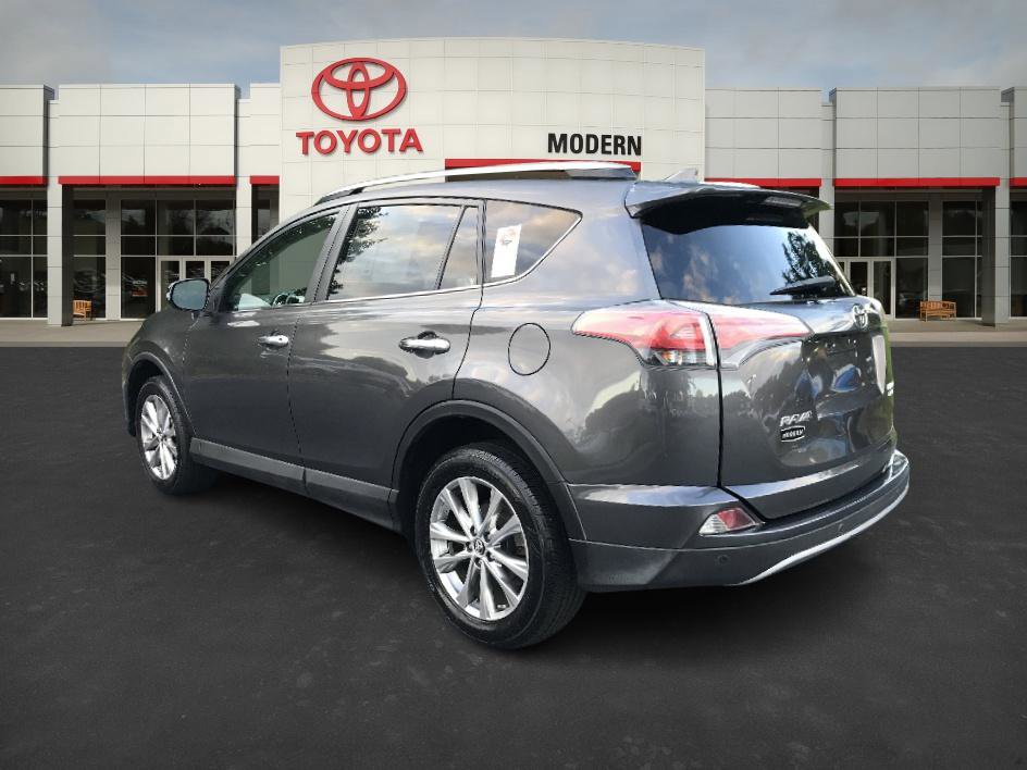 2017 Toyota RAV4 Limited photo 3