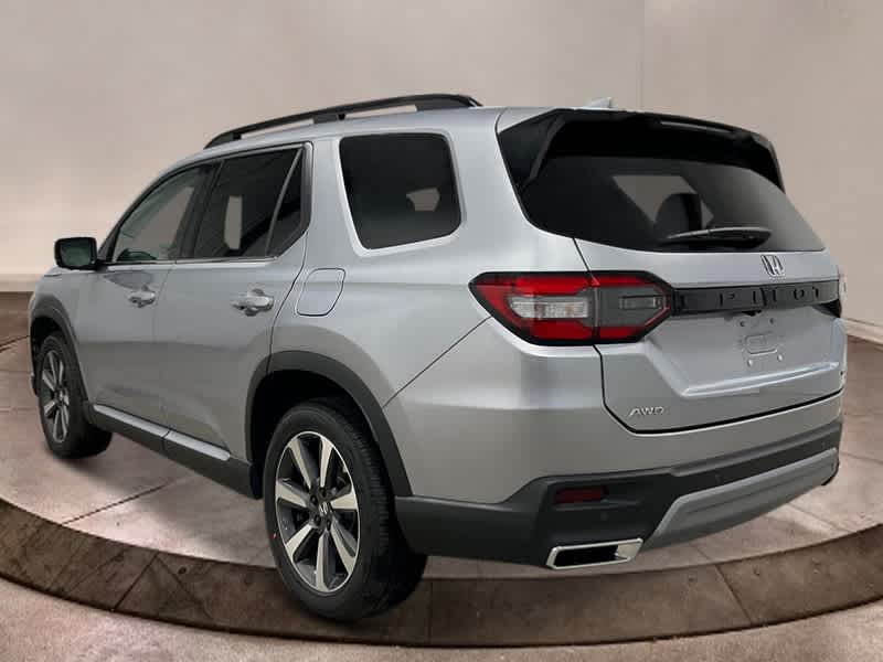 2025 Honda Pilot Elite photo 3