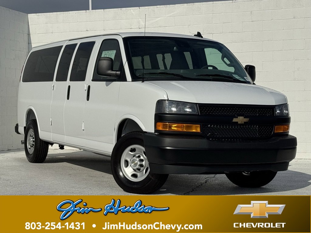2025 Chevrolet Express Passenger LS's photo