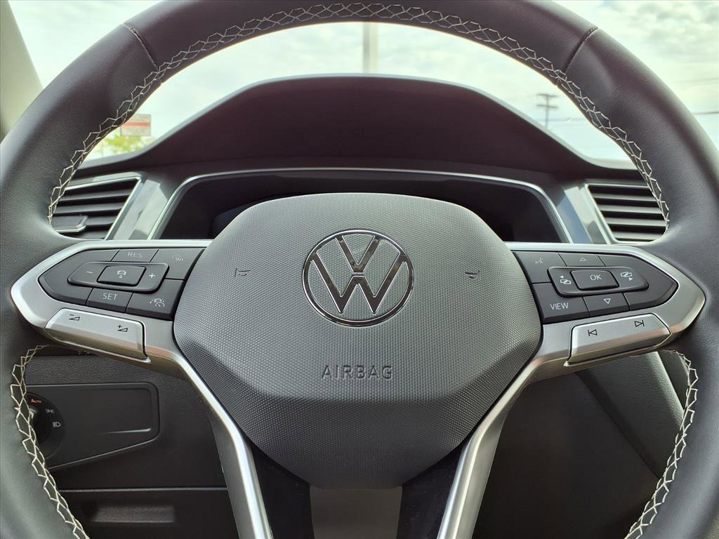 2022 Volkswagen Tiguan SE photo 27