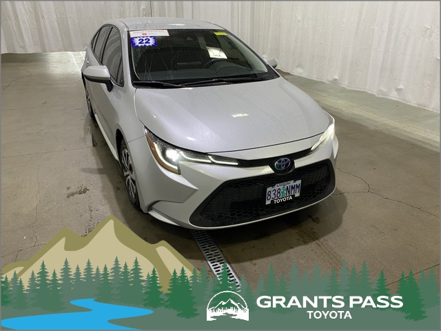 2022 Toyota Corolla LE's photo