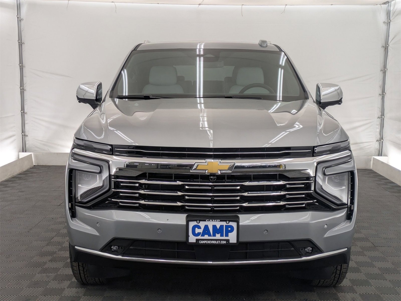 2025 Chevrolet Suburban Premier photo 9