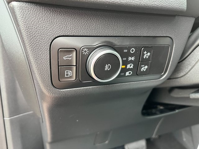 2025 Ford Escape Hybrid ST-Line Select photo 16