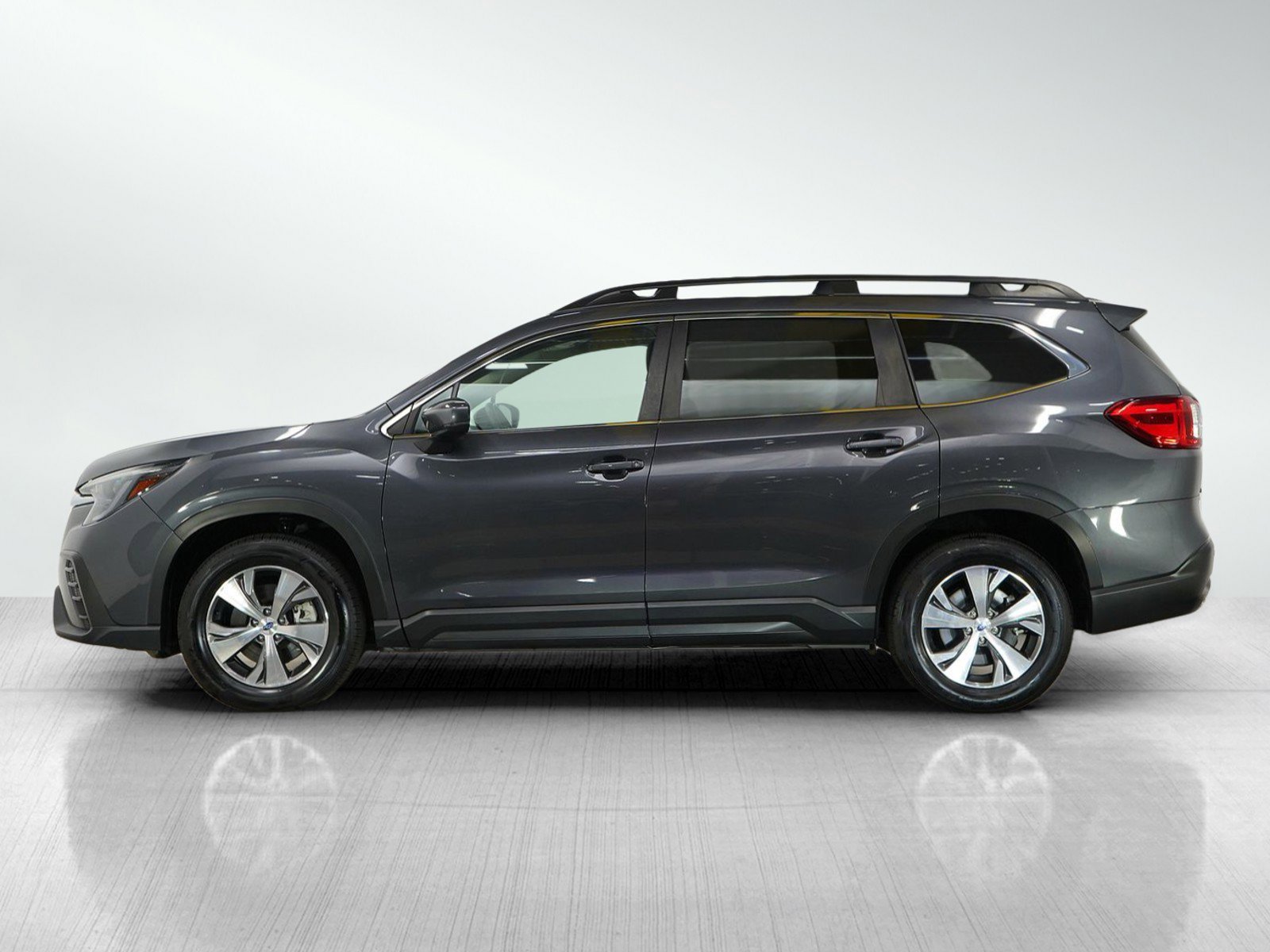 Used 2024 Subaru Ascent Premium with VIN 4S4WMAED0R3438931 for sale in Burnsville, Minnesota