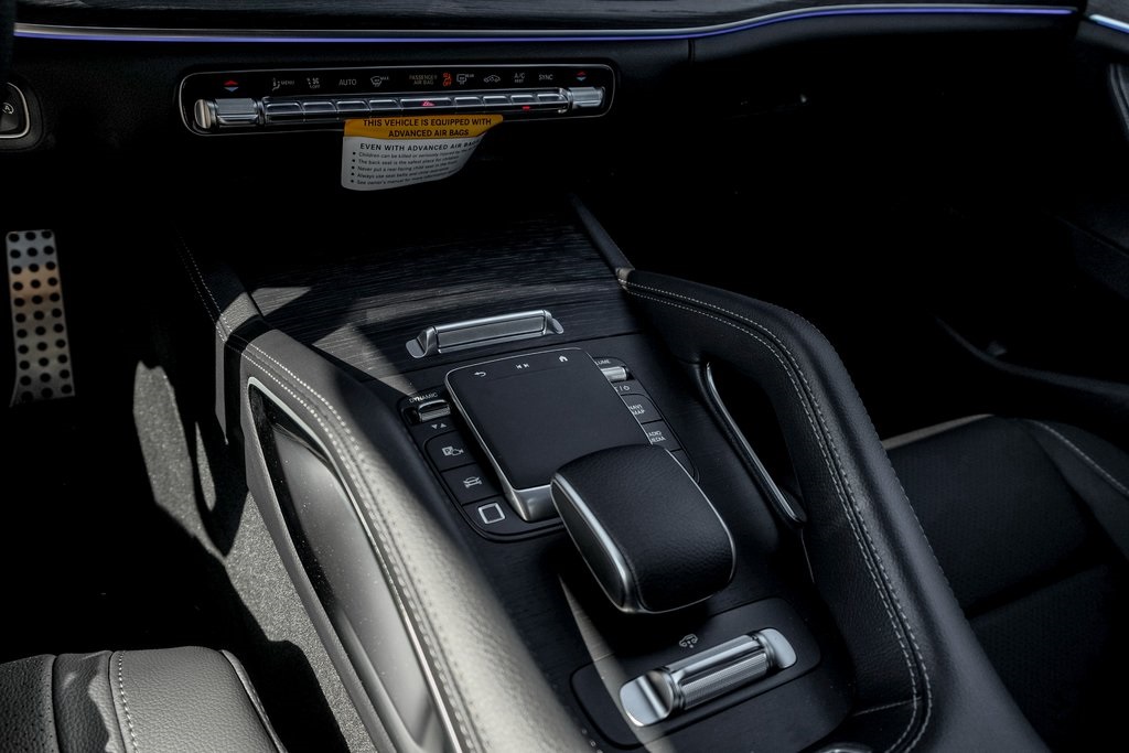 2026 Mercedes Benz GLS 450 4MATIC photo 15