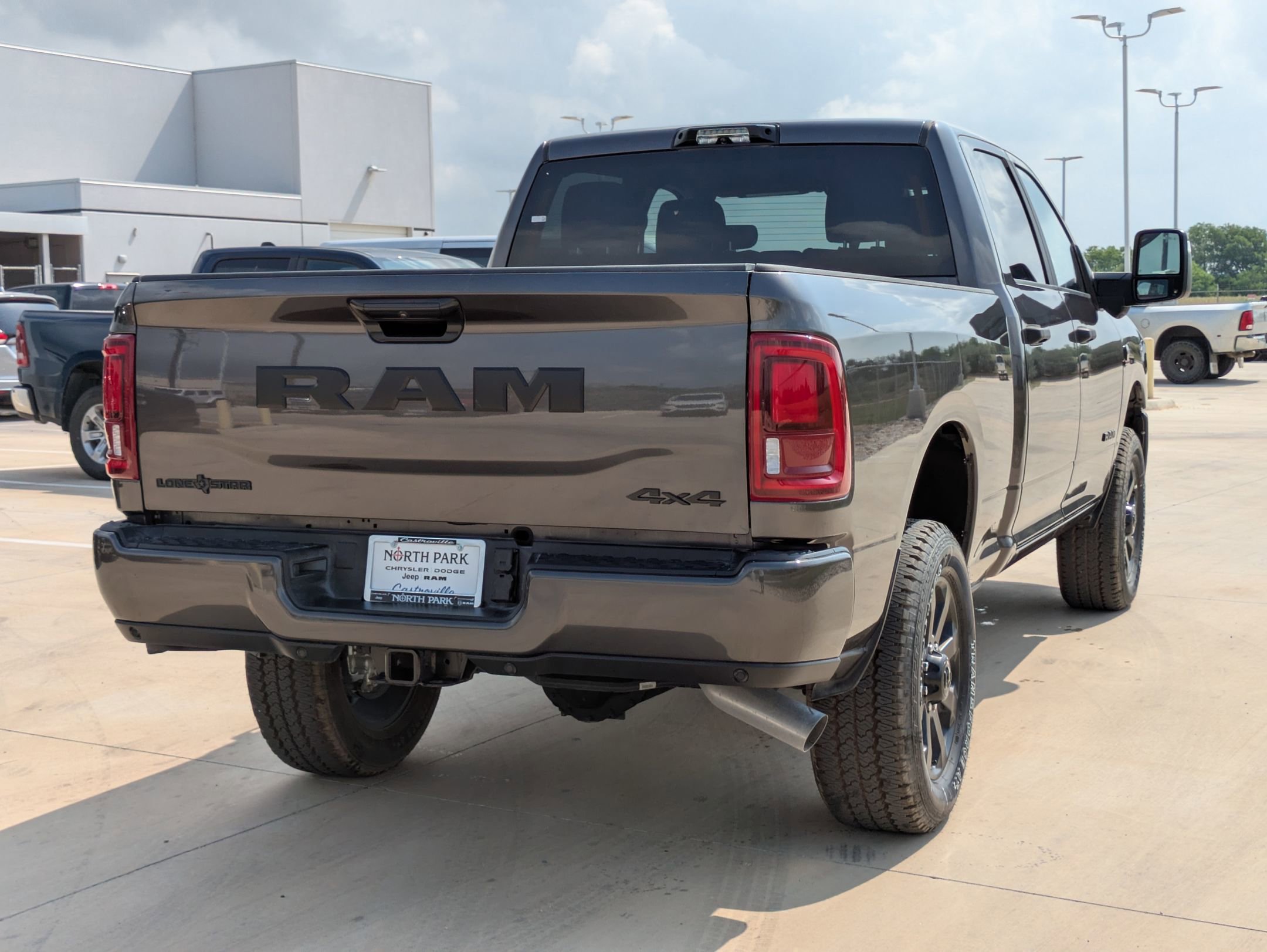2025 Ram 2500 Big Horn photo 3