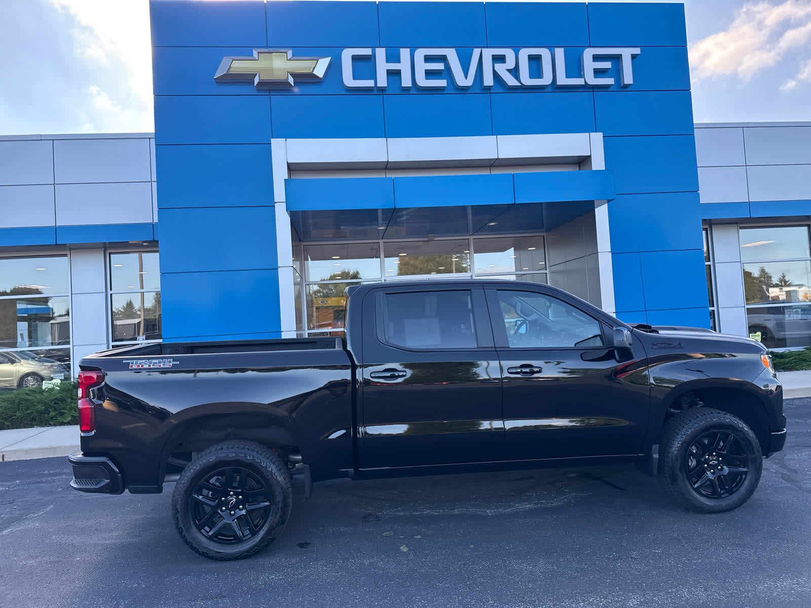 2025 Chevrolet Silverado 1500 LT Trail Boss photo 25