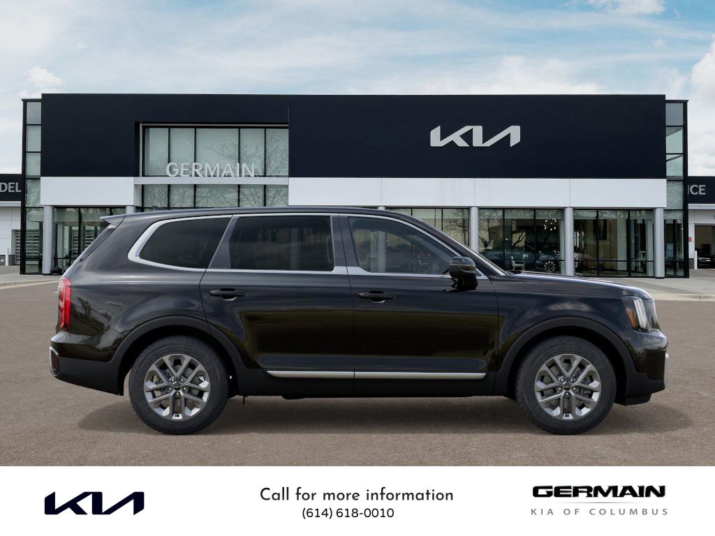 2025 Kia Telluride LX photo 3
