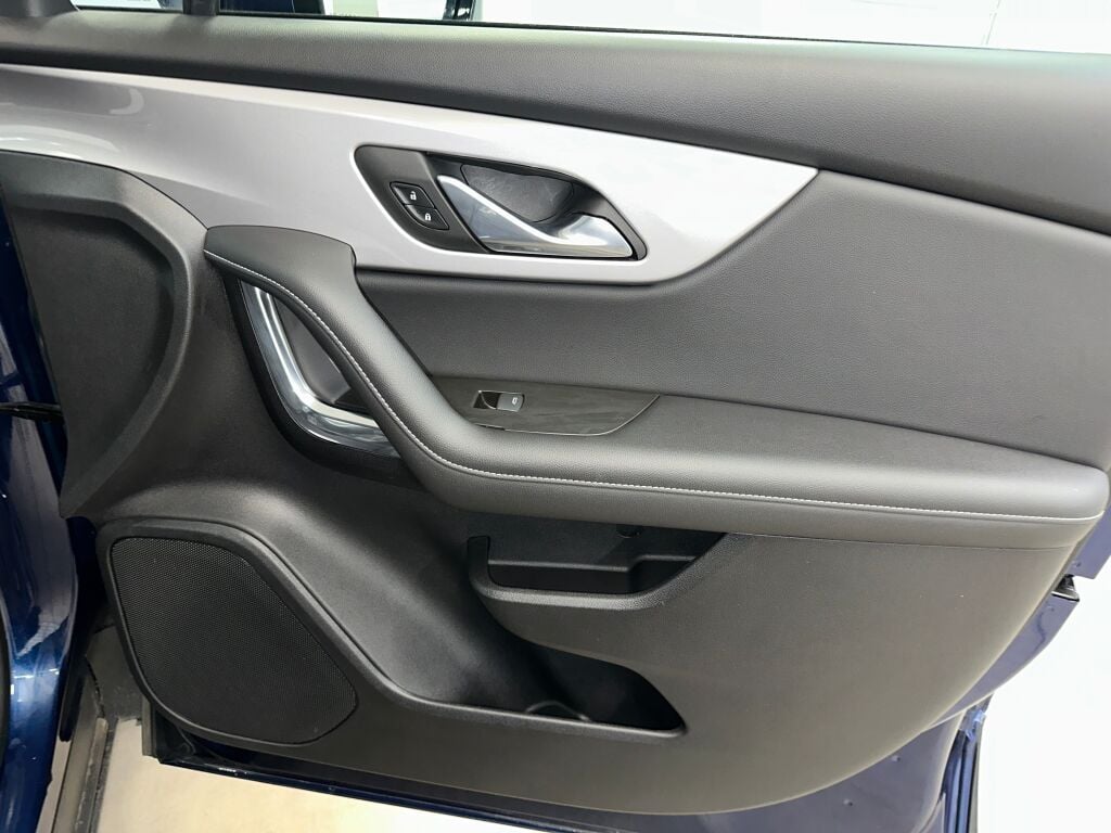 2023 Chevrolet Blazer 2LT photo 29