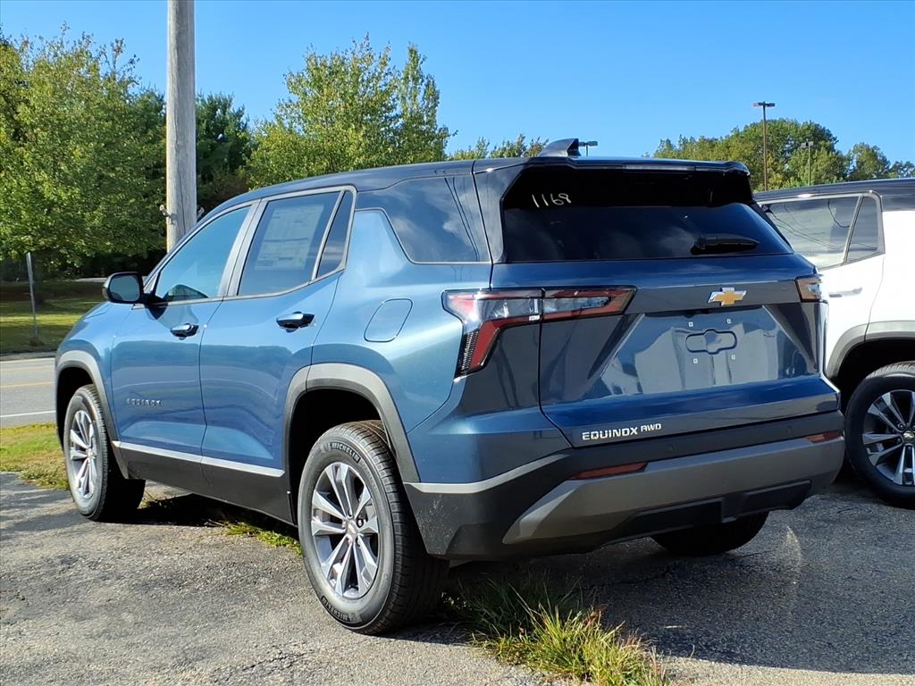 2026 Chevrolet Equinox LT photo 4
