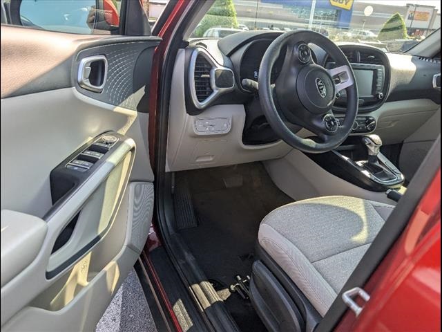 2020 Kia Soul S photo 6