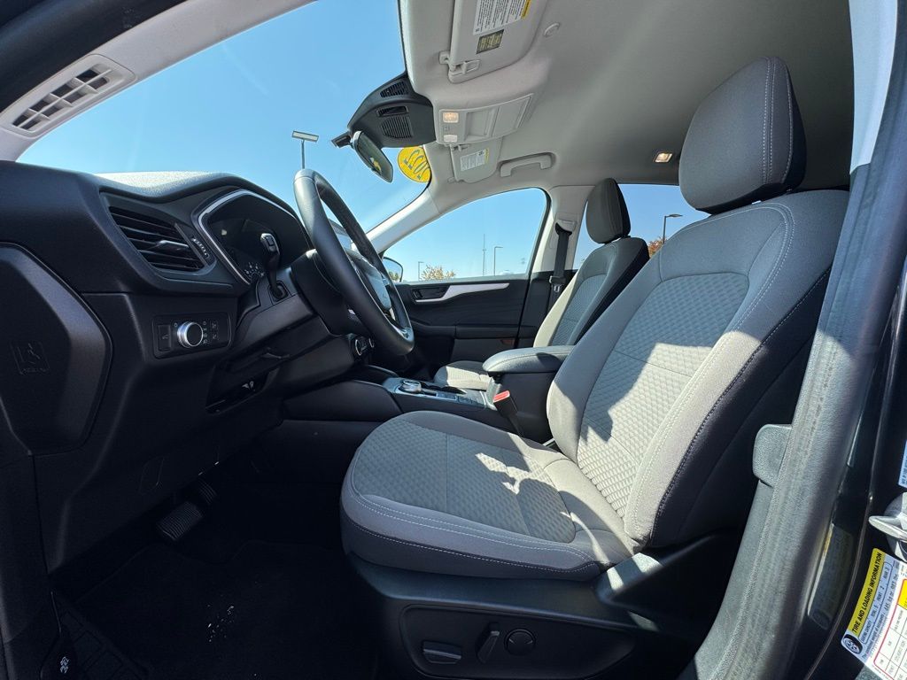 2022 Ford Escape SE photo 13