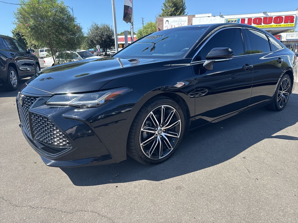 2019 Toyota Avalon XLE XSE Touring Limited photo 2