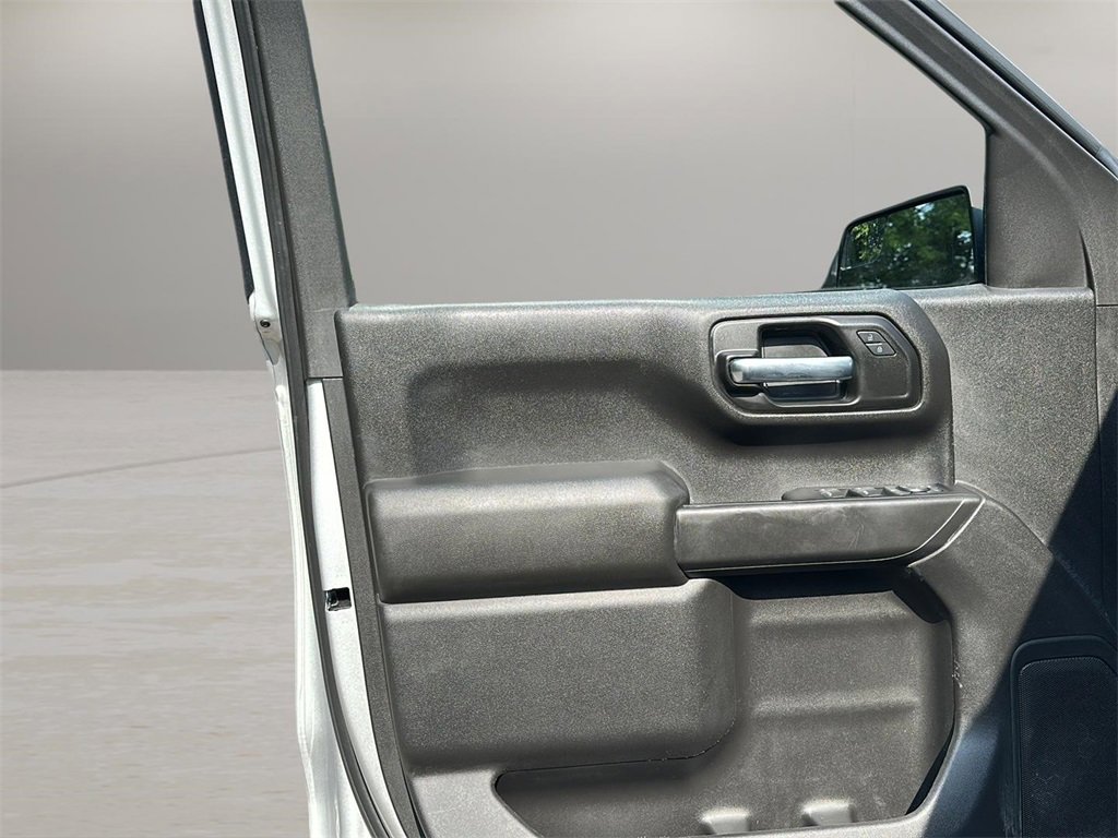 2022 Chevrolet Silverado 1500 Custom photo 26