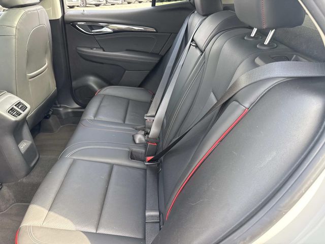 2023 Buick Envision Essence photo 16
