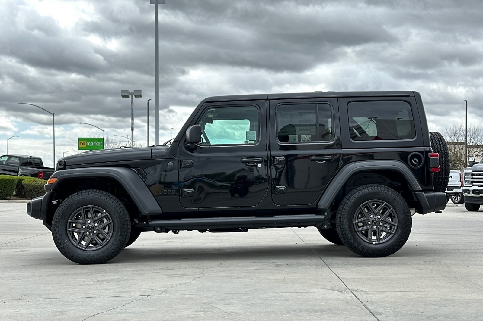 2025 Jeep Wrangler Sport S photo 3