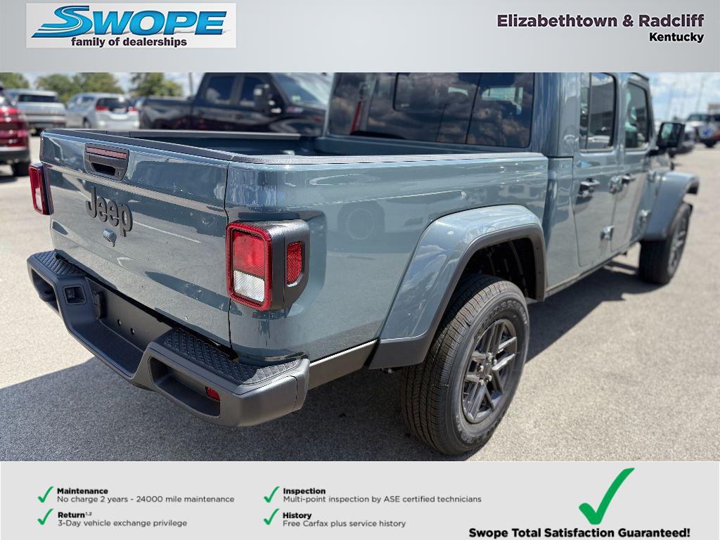 2025 Jeep Gladiator Sport S photo 2