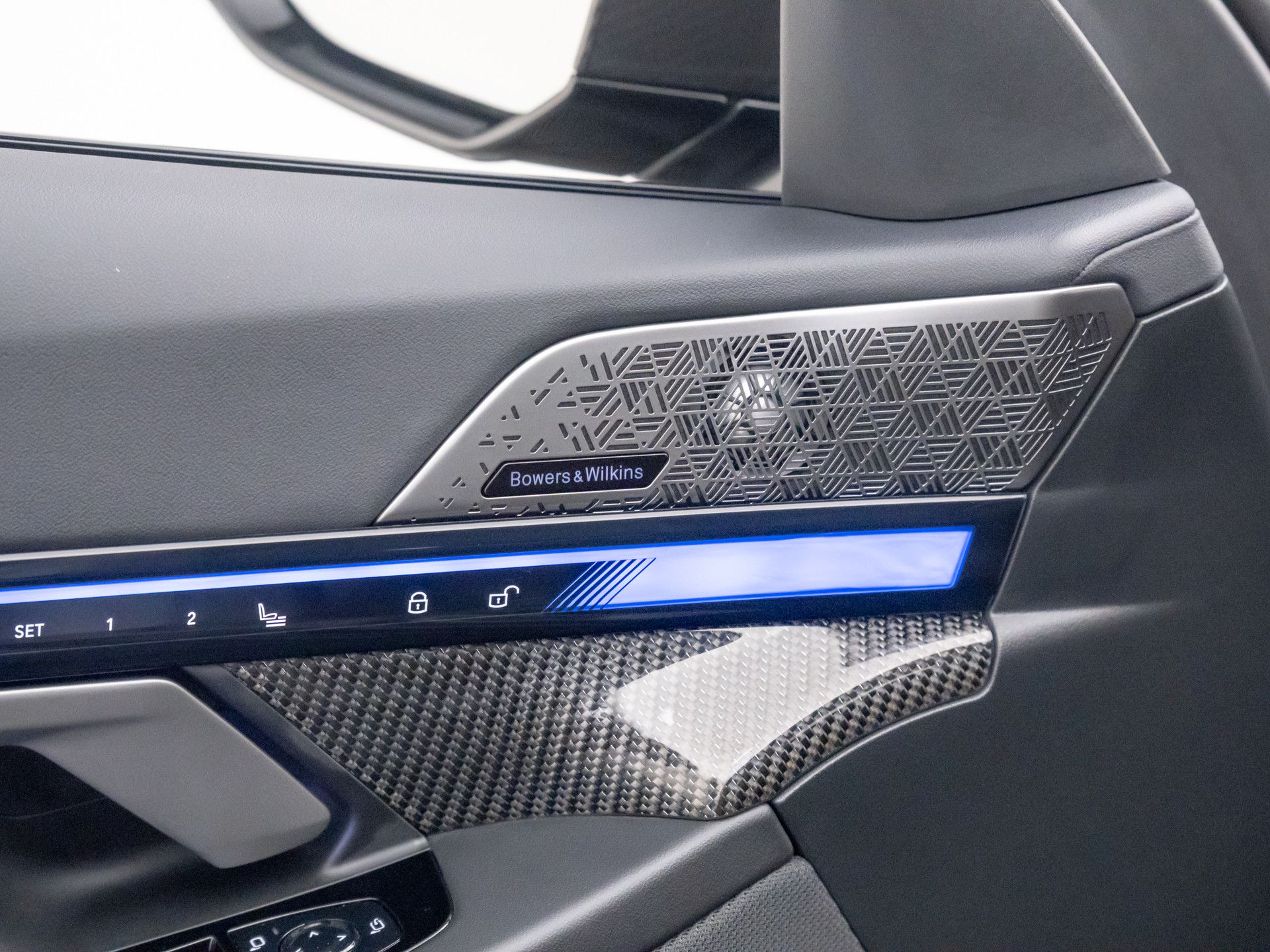 New 2026 Dark Graphite Metallic BMW Base image 14