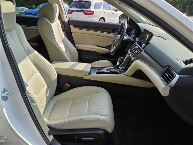 2021 Honda Accord EX-L photo 16