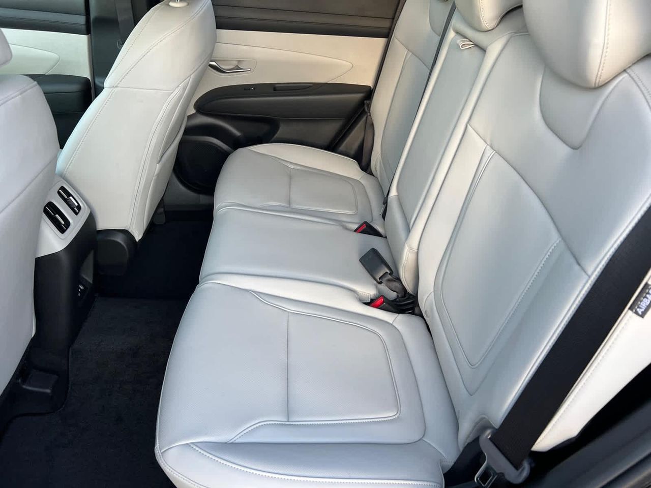 2025 Hyundai Tucson SEL photo 2