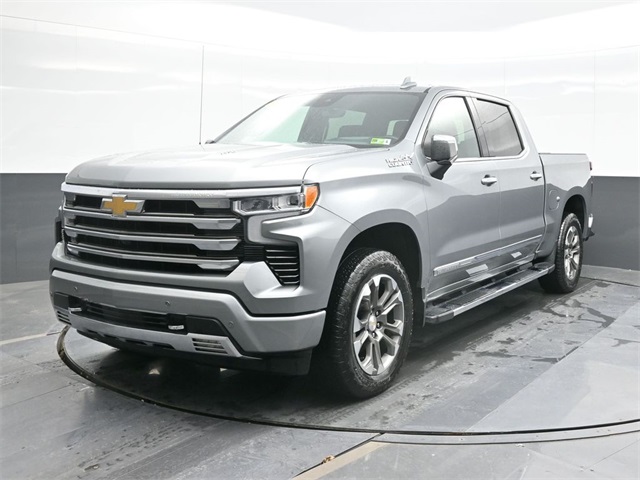 2023 Chevrolet Silverado 1500 High Country's photo