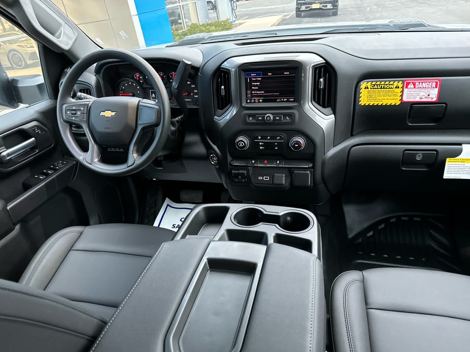 2025 Chevrolet Silverado 3500HD Work Truck photo 4