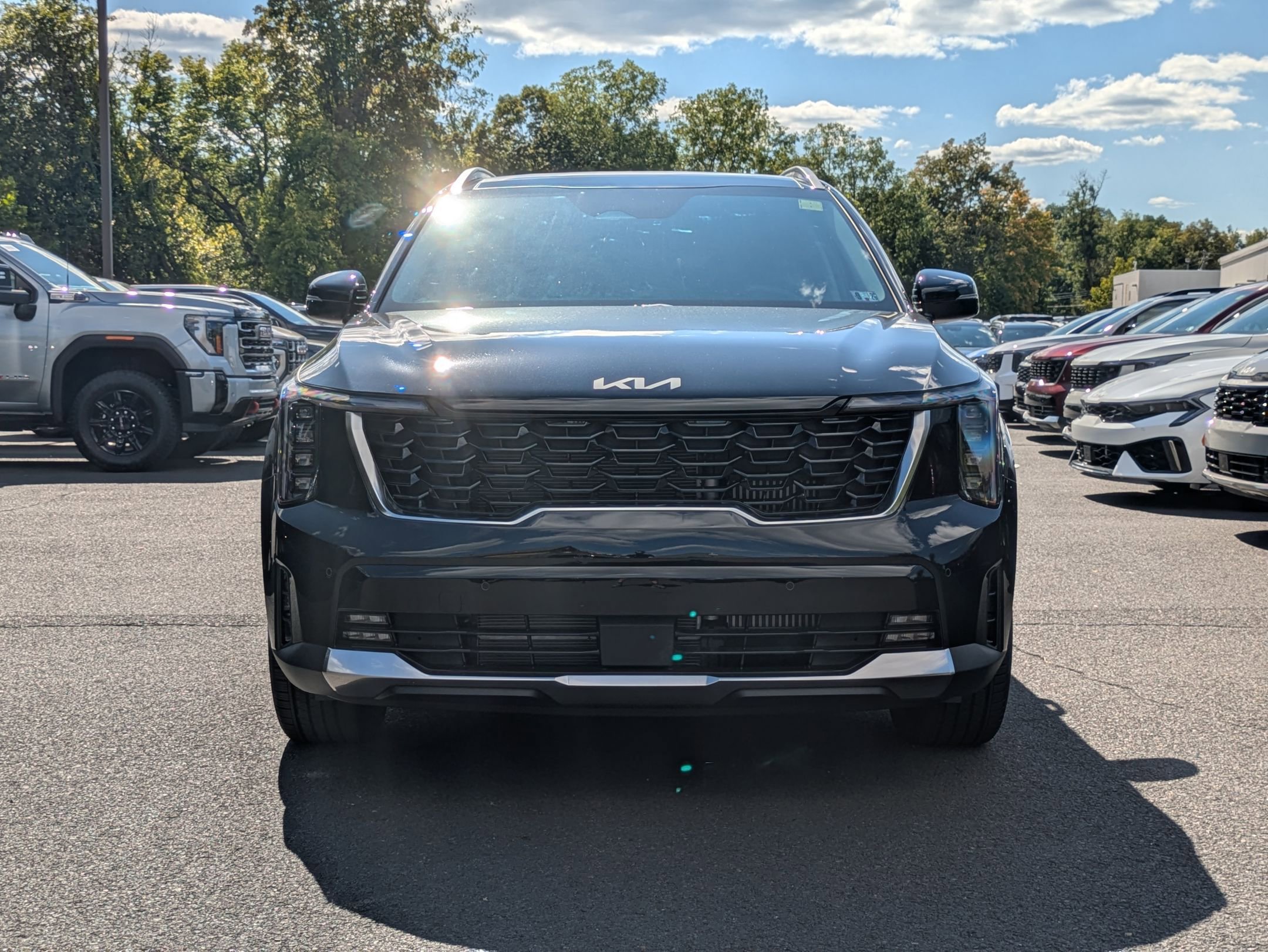 2025 Kia Sorento Hybrid EX photo 2