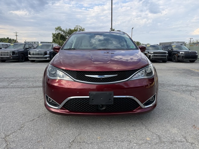 2018 Chrysler Pacifica Touring Plus photo 8
