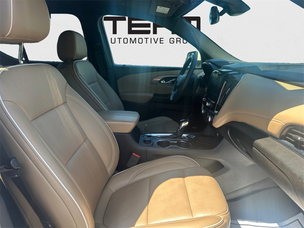 2022 Chevrolet Traverse Premier photo 28