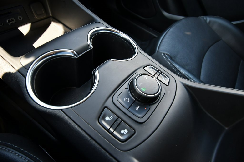 2024 Gmc Terrain SLT photo 28