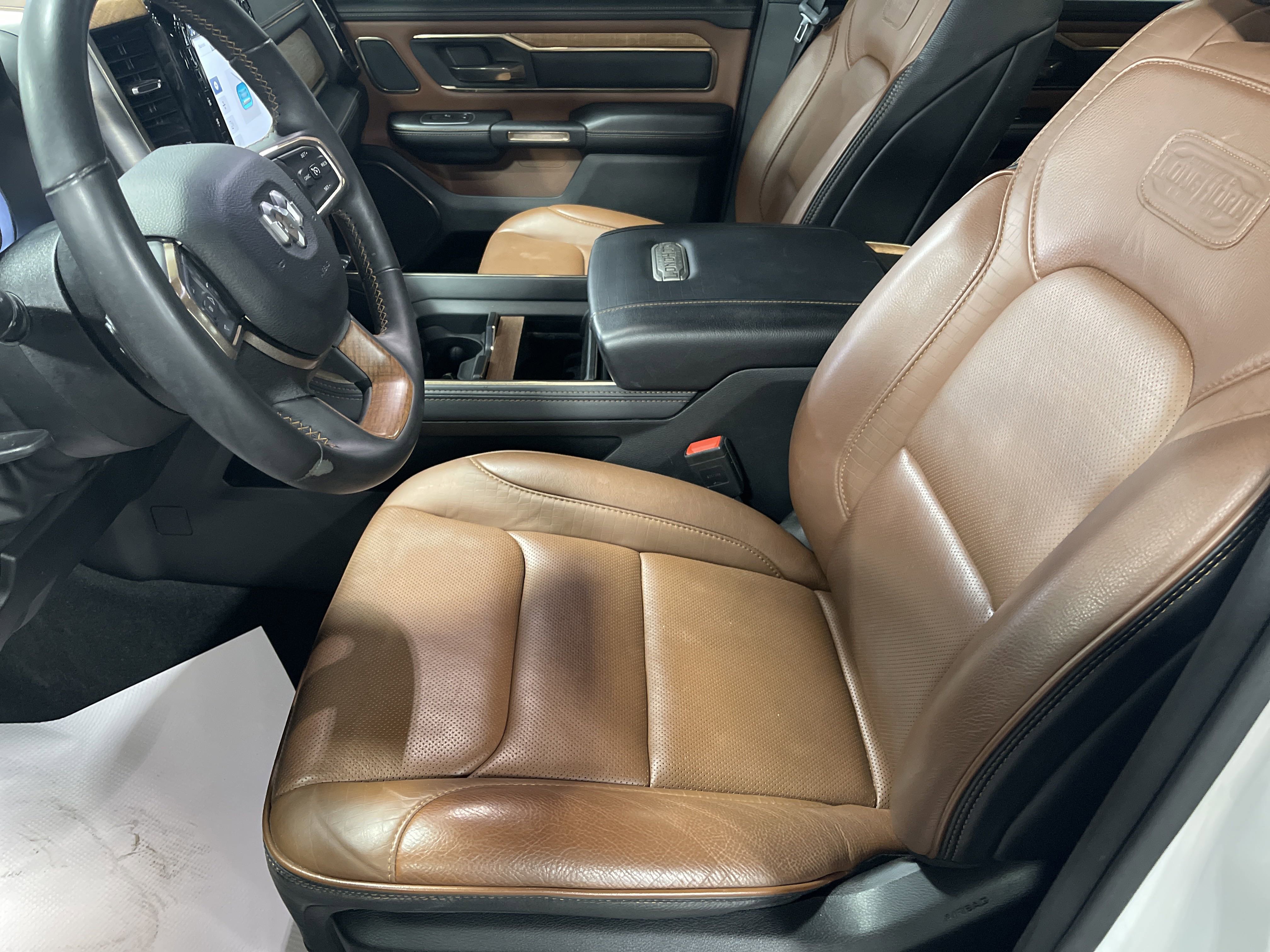 2023 Ram 1500 Longhorn photo 3