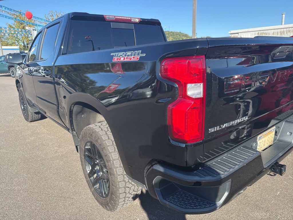 2021 Chevrolet Silverado 1500 LT Trail Boss photo 4