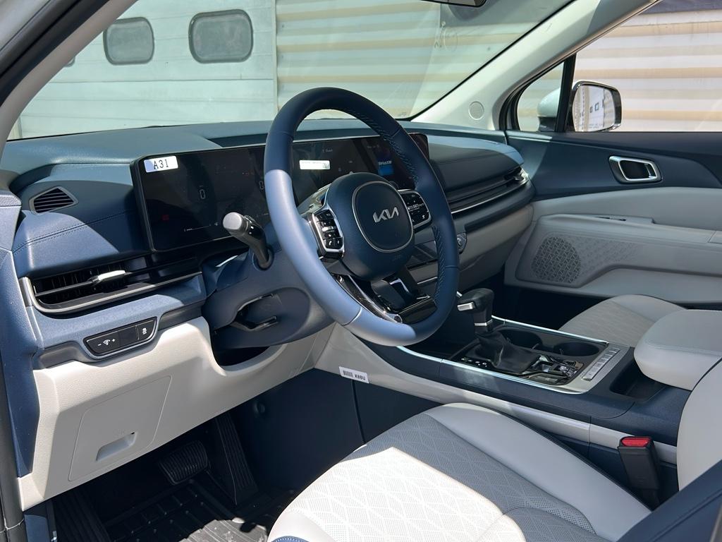 2026 Kia Carnival EX photo 6