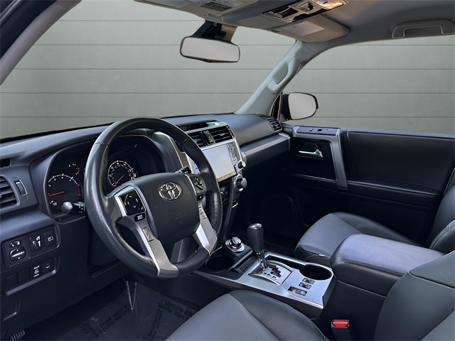 2024 Toyota 4Runner SR5 Premium photo 19