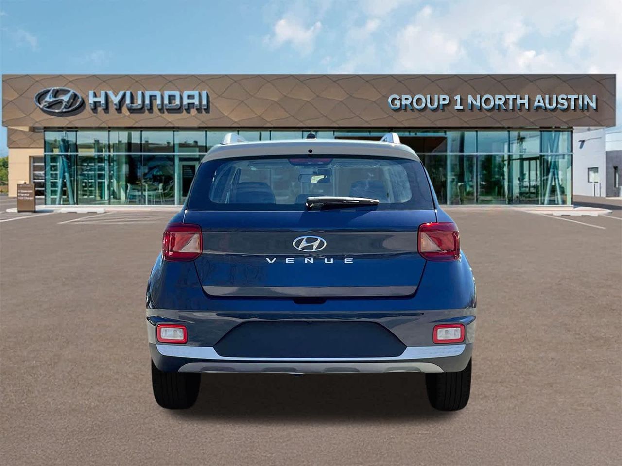 2025 Hyundai Venue Limited photo 3