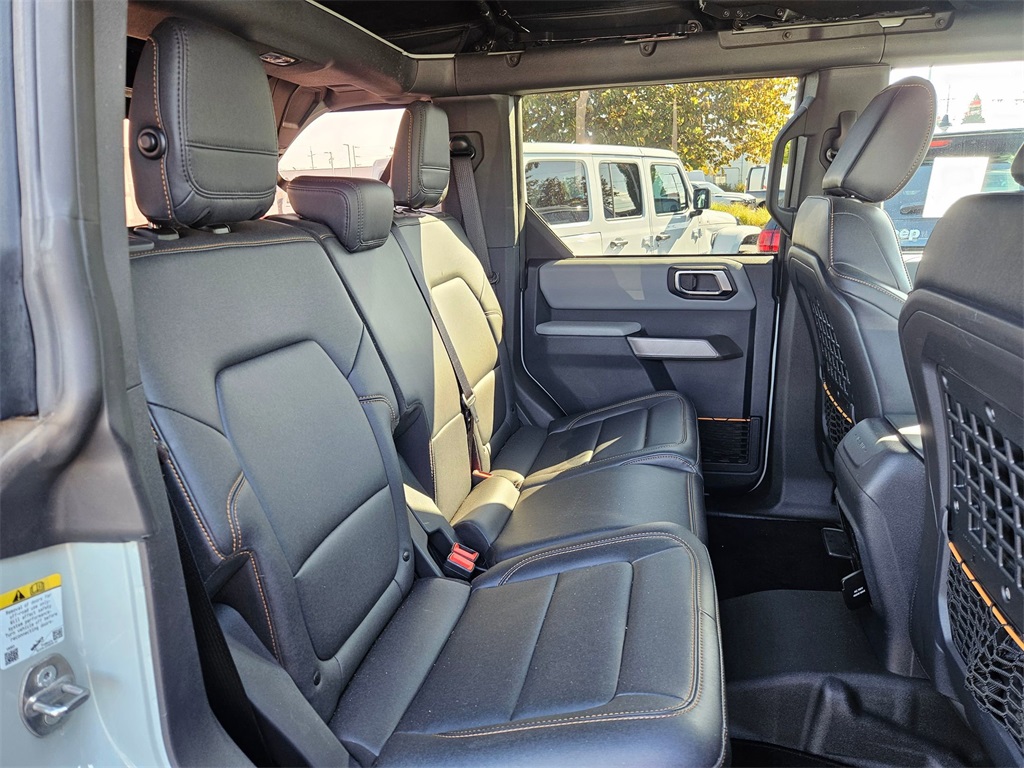 2023 Ford Bronco Badlands photo 29