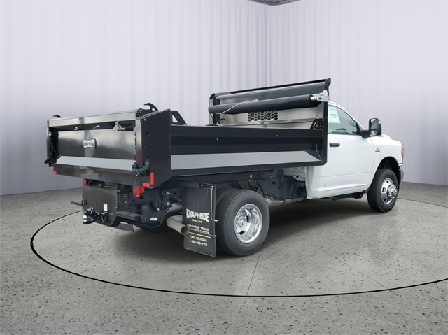 2024 Ram 3500 Tradesman photo 4