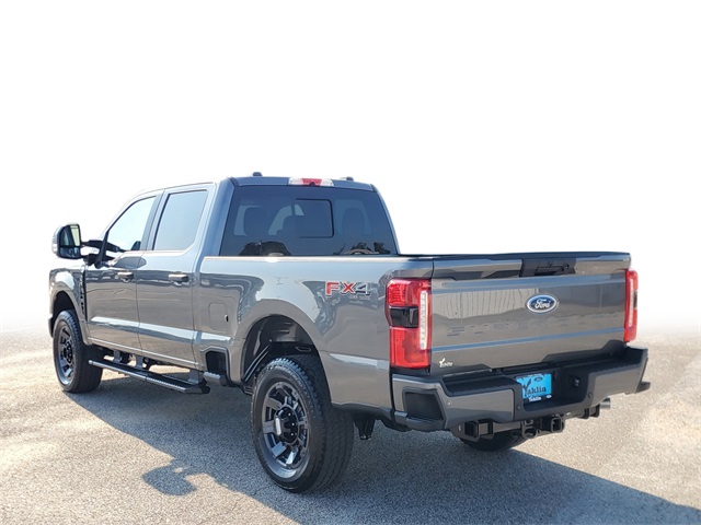 2026 Ford F-250 XL photo 3