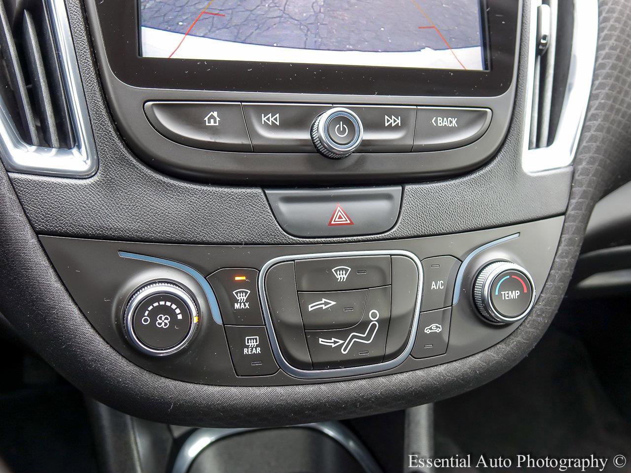 2018 CHEVROLET MALIBU - Image 14