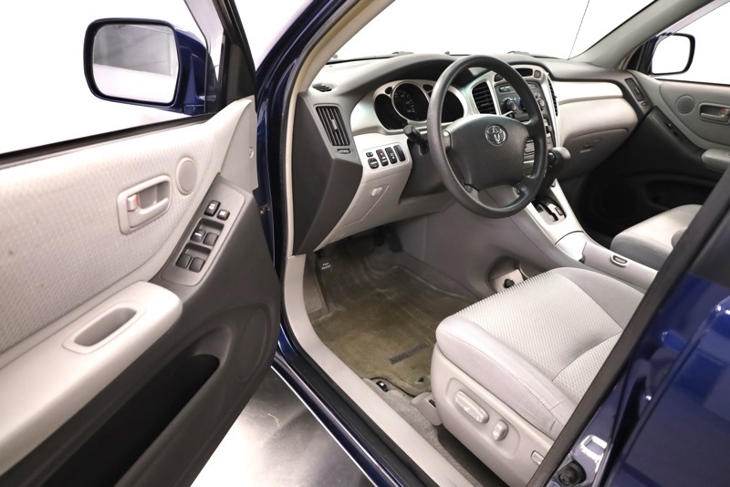2005 Toyota Highlander photo 8