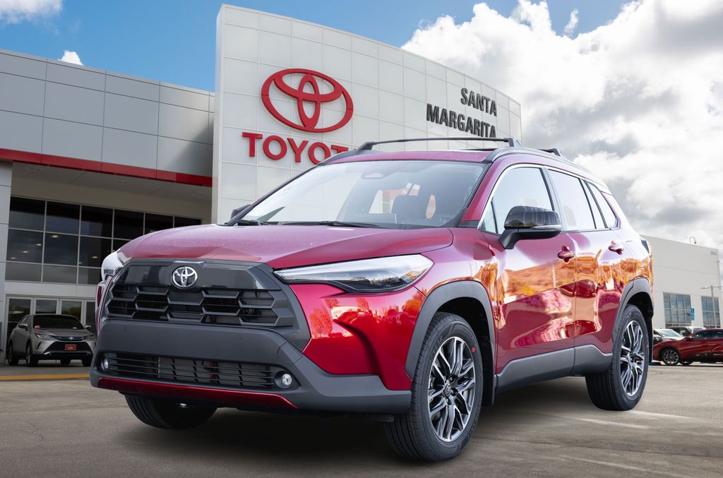 2026 Toyota Corolla Cross XLE's photo