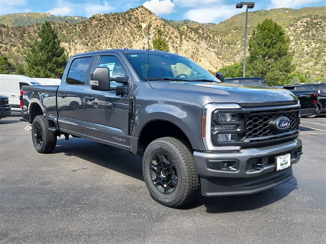2026 Ford F-250 Super Duty XL's photo