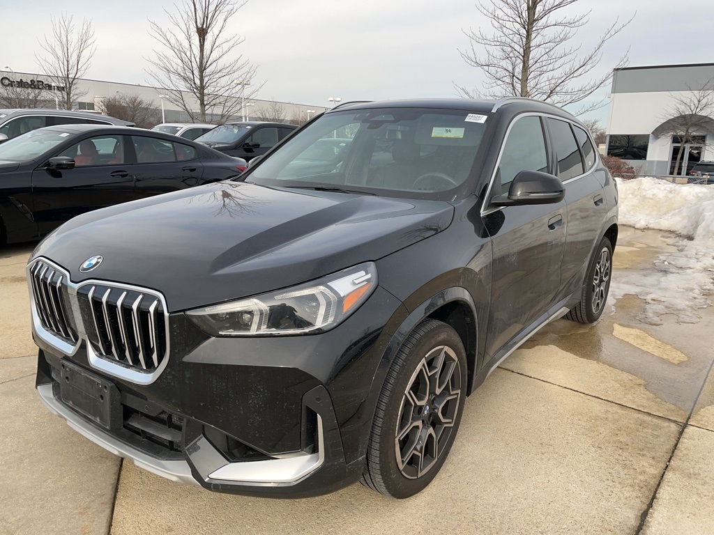 2025 BMW X1 28i's photo