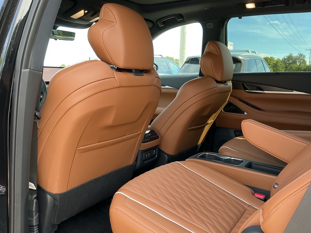 2026 Infiniti QX60 Autograph photo 28