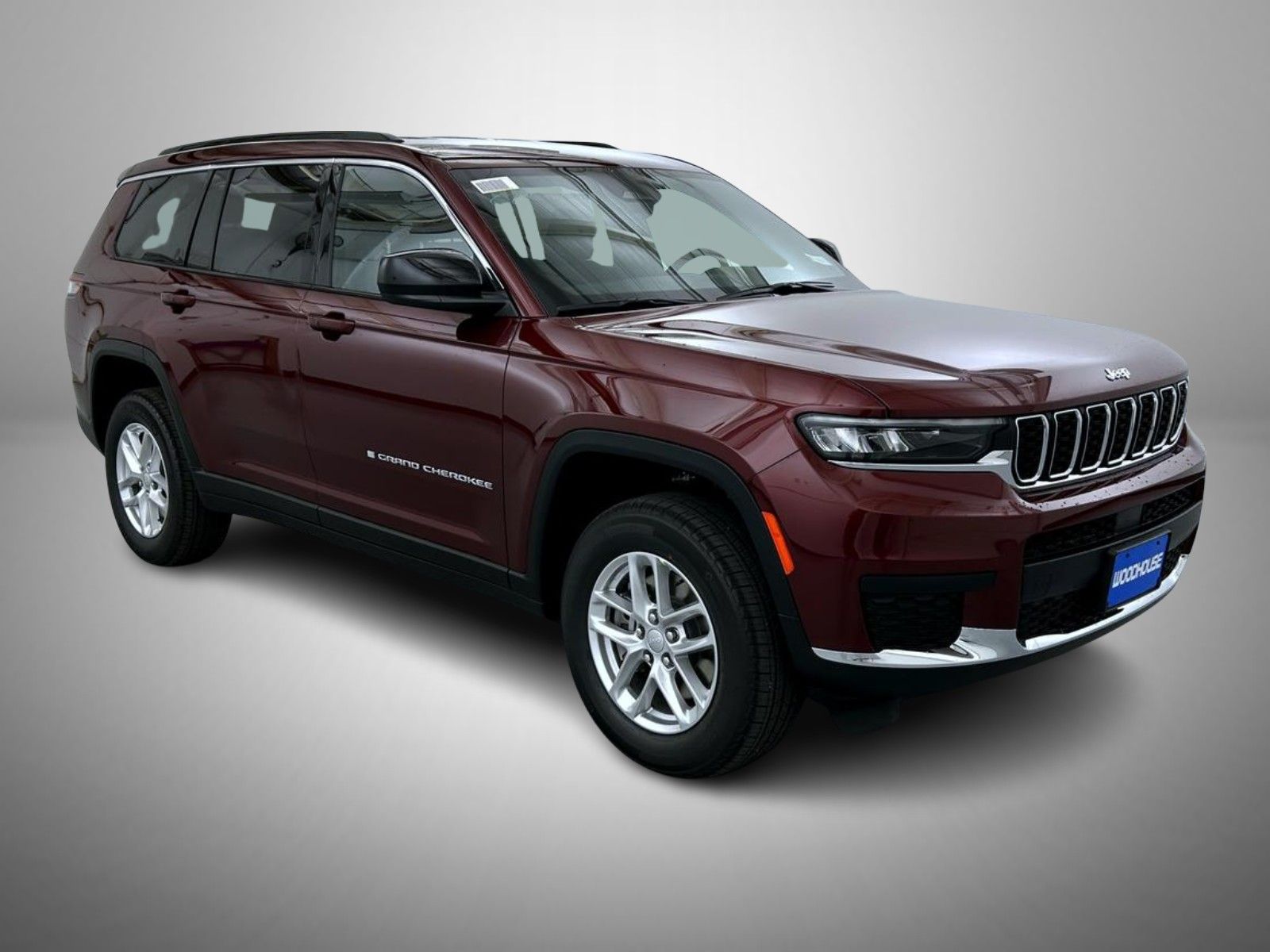2025 Jeep Grand Cherokee Laredo photo 3