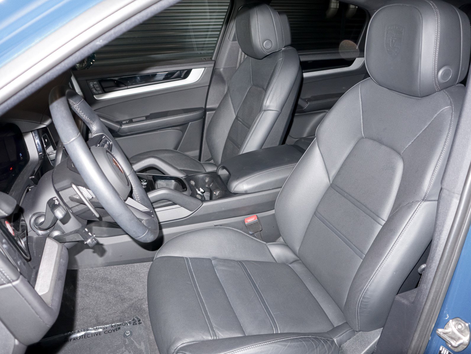 2024 Porsche Cayenne Coupe photo 5