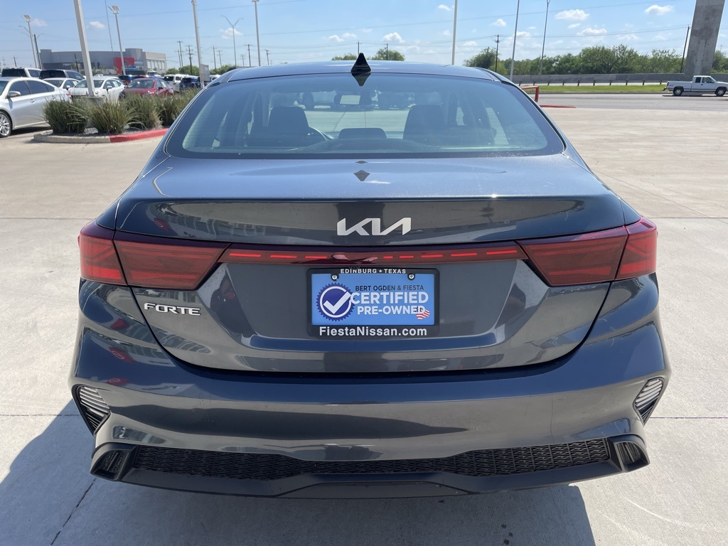 2024 Kia Forte LXS photo 4