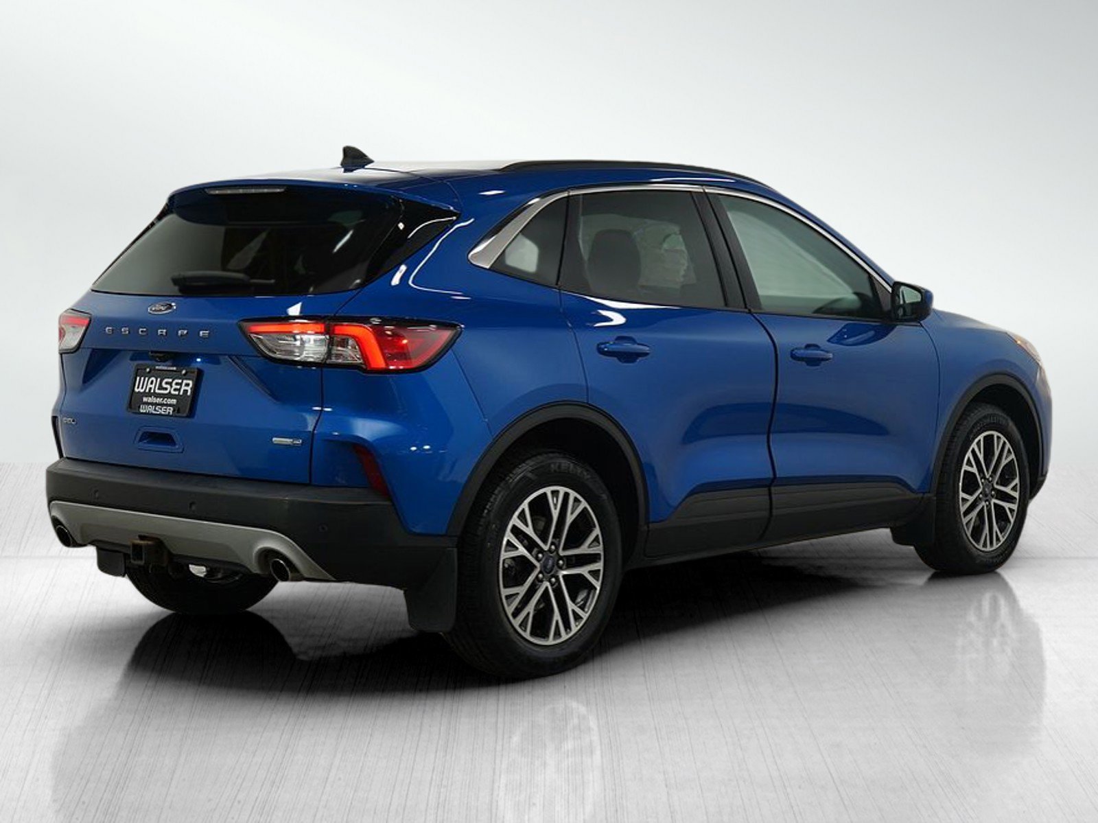 2020 Ford Escape SEL photo 2