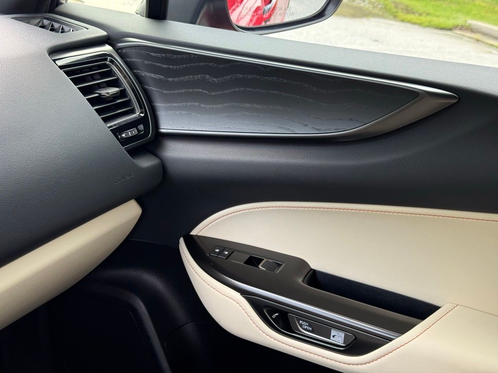 2024 Lexus NX 450h+ Luxury photo 34