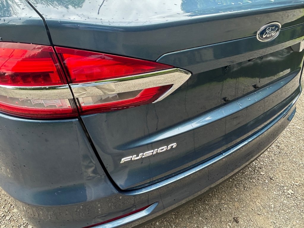 2019 Ford Fusion S photo 5